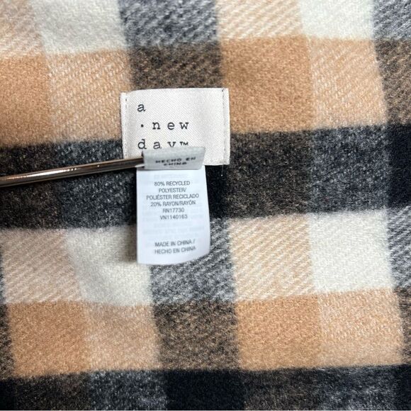 A New Day Target Plaid Wrap Jacket Shawl Blanket Sweater OSFM - Picture 9 of 10